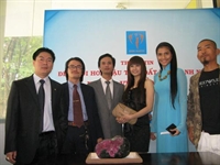 Hoa hậu Trái Đất và doanh nhân hướng về miền Trung